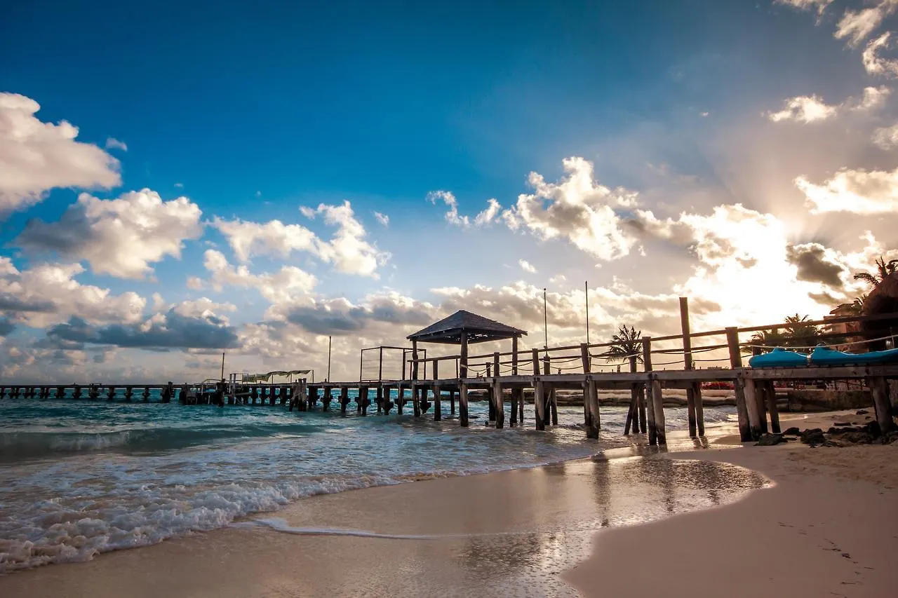 ****  La Palma Beachfront Hotel & Club Nautico Cancún Mexiko